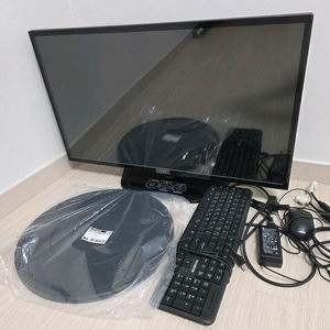 엘지 LG 32인치 모니터/회전판 키보드,마우스