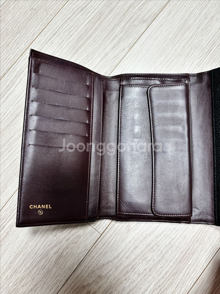 샤넬 금장 캐비어 장지갑--3