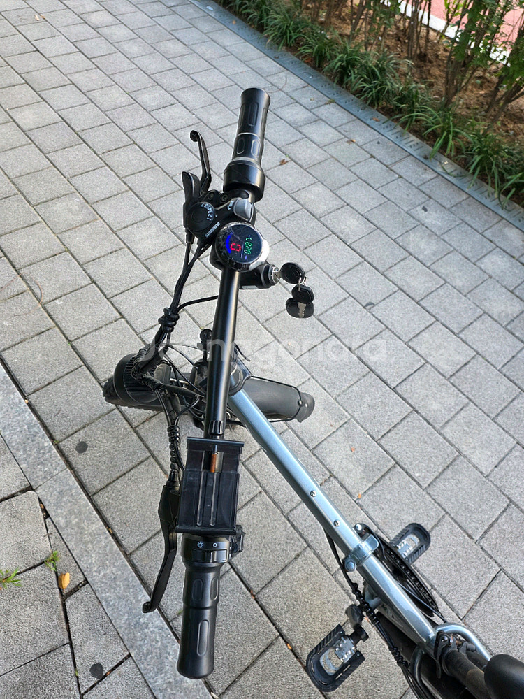 타이탄700 48V 13A--2