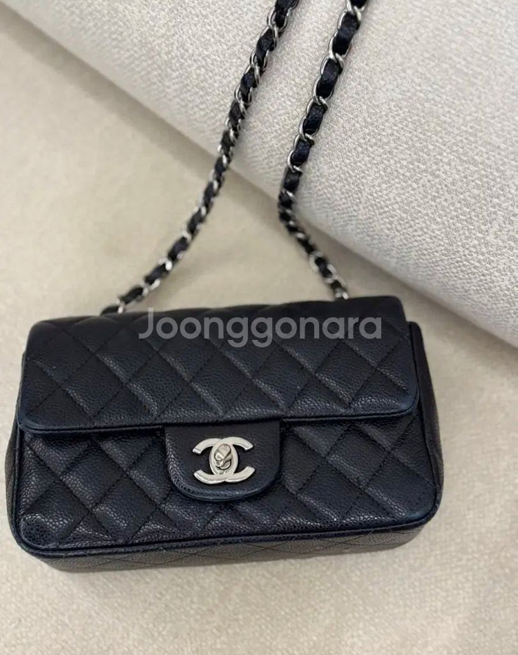 샤넬 클래식 플랩 미니--0