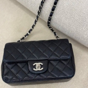 샤넬 클래식 플랩 미니