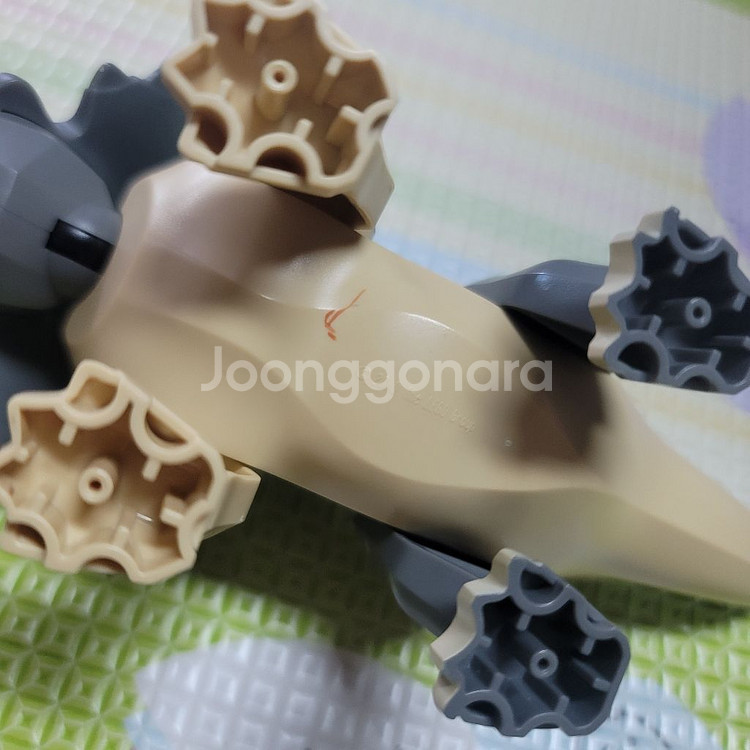 레고 쥬라기월드 공룡 피규어 팝니다--6