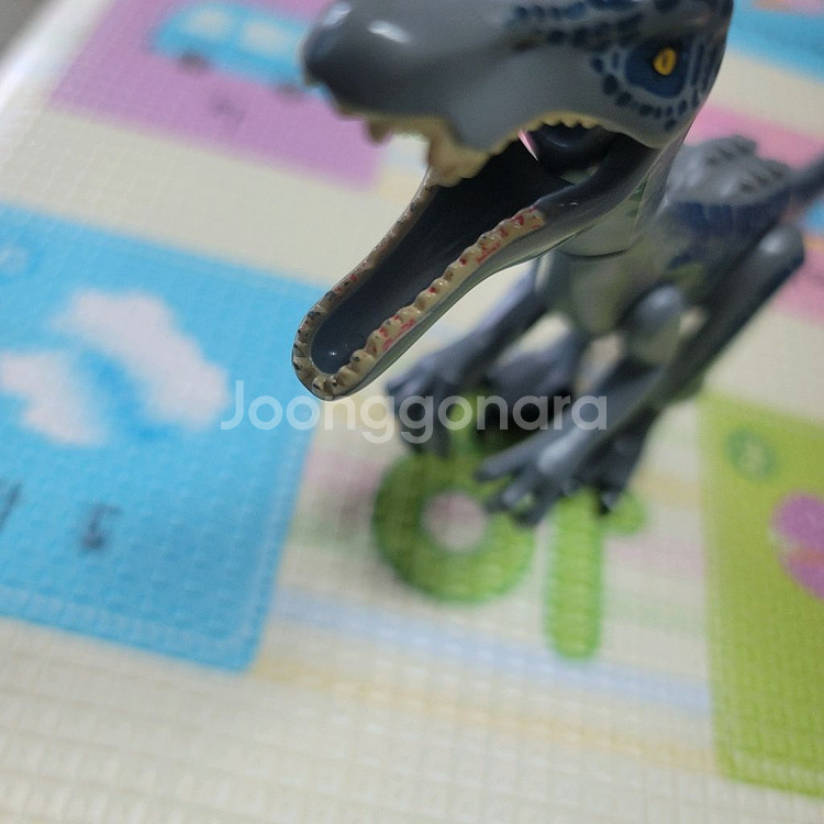 레고 쥬라기월드 공룡 피규어 팝니다--9