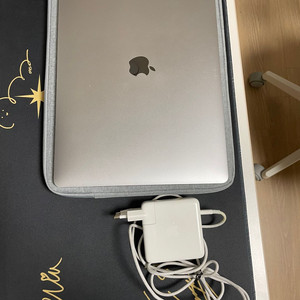 2019 맥북프로 15인치 i9