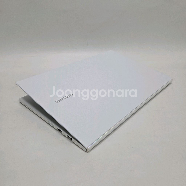 삼성노트북 이온 i5 화이트/970g/SSD/윈11--1