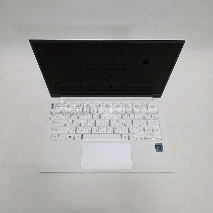 삼성노트북 이온 i5 화이트/970g/SSD/윈11--2