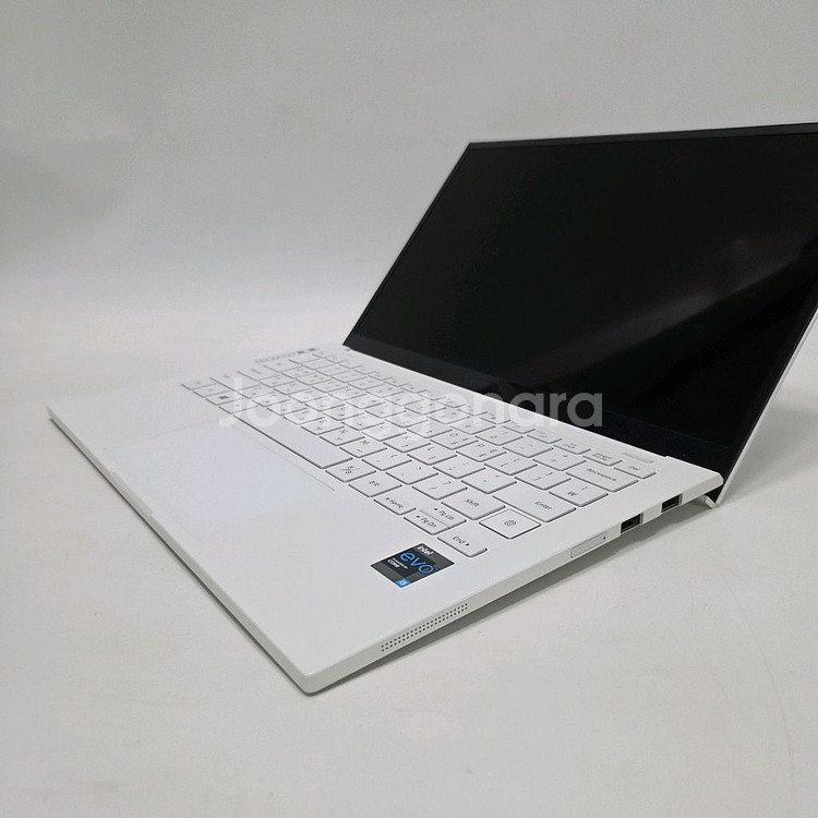 삼성노트북 이온 i5 화이트/970g/SSD/윈11--4