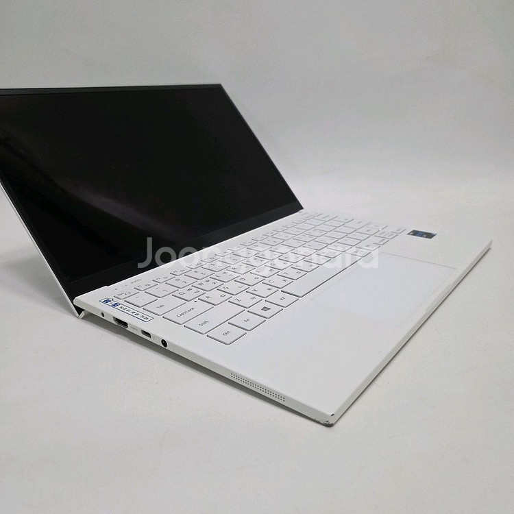 삼성노트북 이온 i5 화이트/970g/SSD/윈11--3