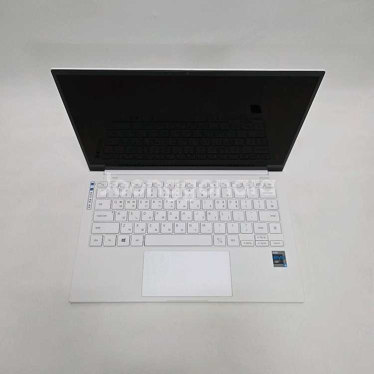 삼성노트북 이온 i5 화이트/970g/SSD/윈11--2