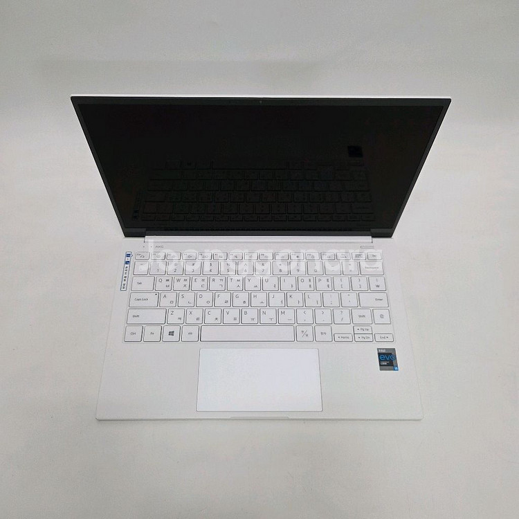 삼성 중고 노트북 이온 i5 화이트/970g/윈11--1