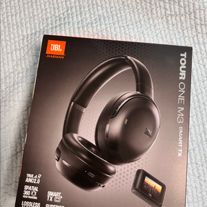 미개봉:JBL TOUR ONE M3 헤드폰