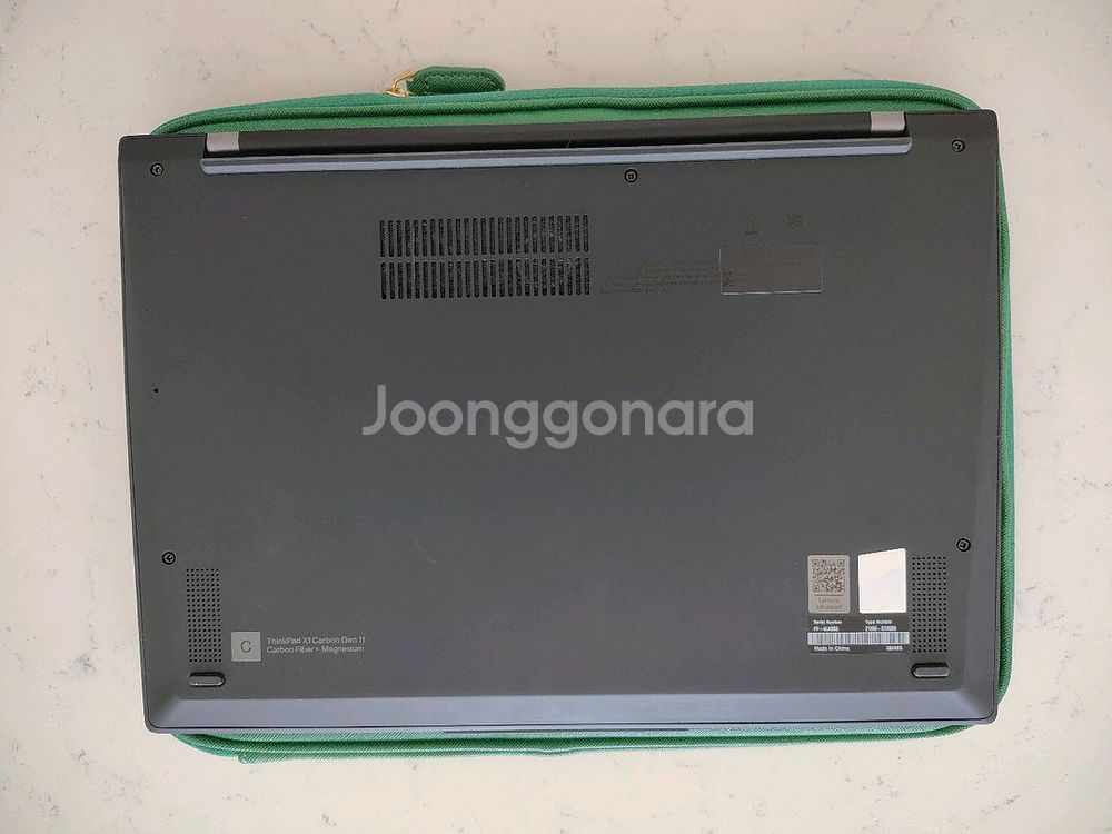 ThinkPad X1 Carbon Gen11--12