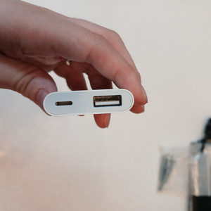 애플 정품 라이트닝 USB3 카메라 어댑터