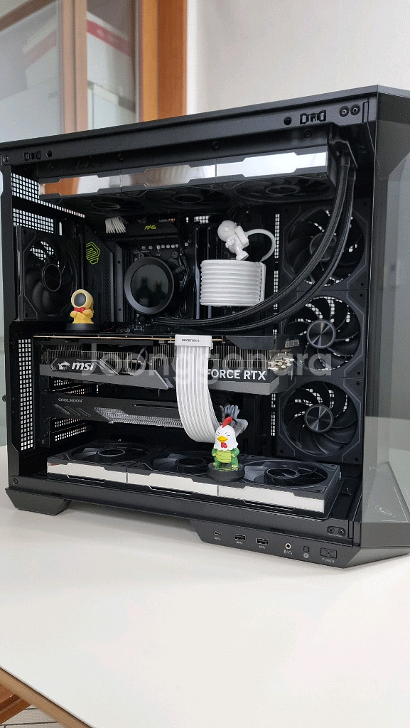 라이젠 9800x3d rtx4080 초고사양 컴퓨터--9