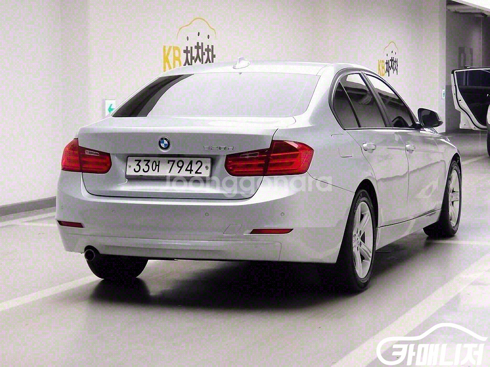 [BMW]3시리즈 (F30) 320d #앱특가--3