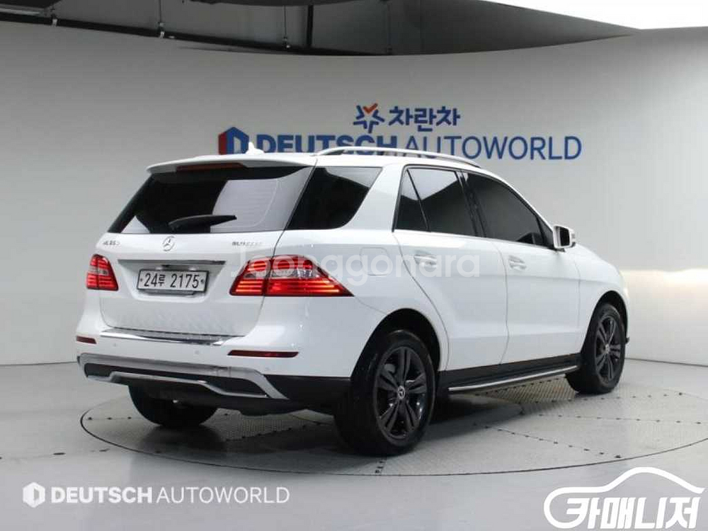 [벤츠]뉴 M클래스 W166 ML350 블루텍 4매틱--1