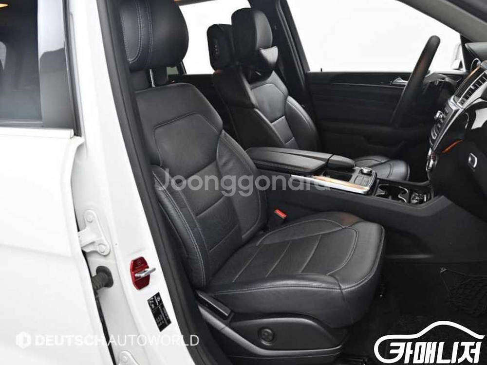 [벤츠]뉴 M클래스 W166 ML350 블루텍 4매틱--9