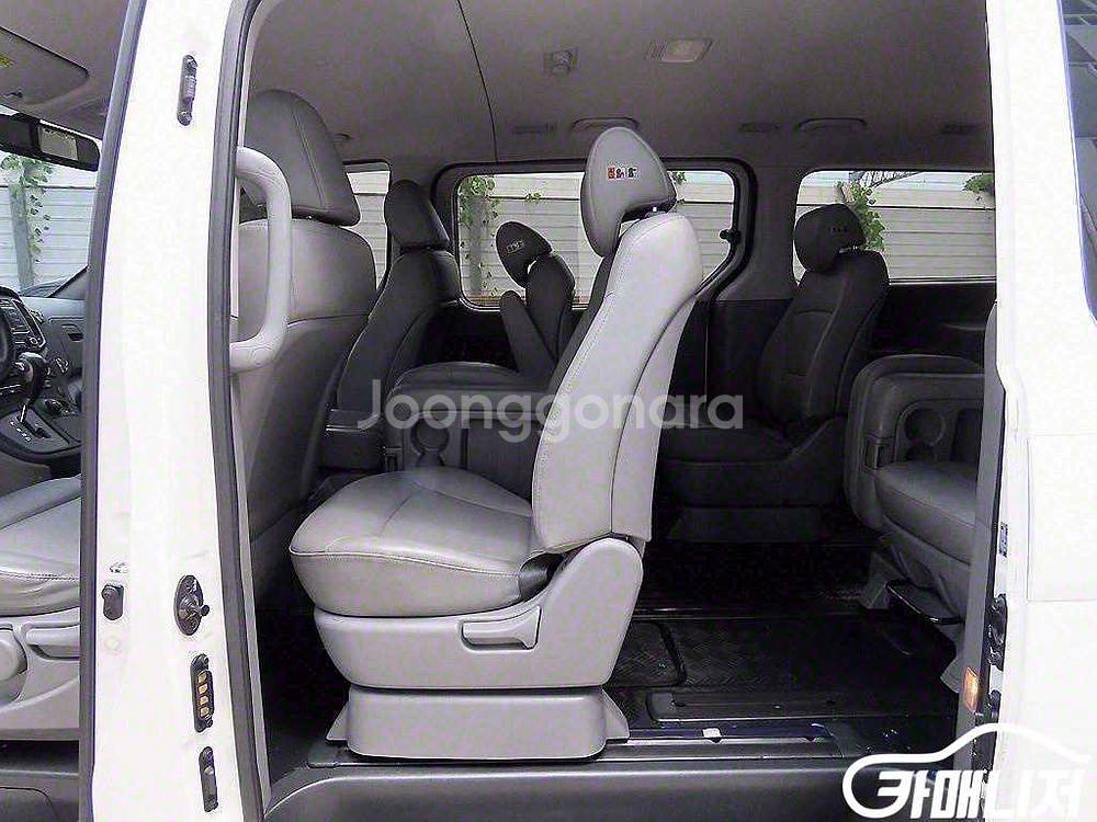 [현대]그랜드 스타렉스 12인승 왜건 4WD 스마트 (--5