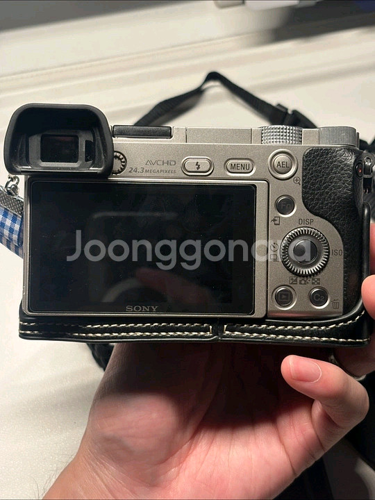 소니 a6000 실버--3