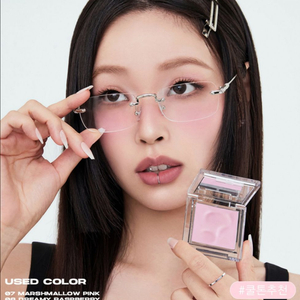 어버웃톤 플라피 웨어 블러셔 마시멜로우 핑크