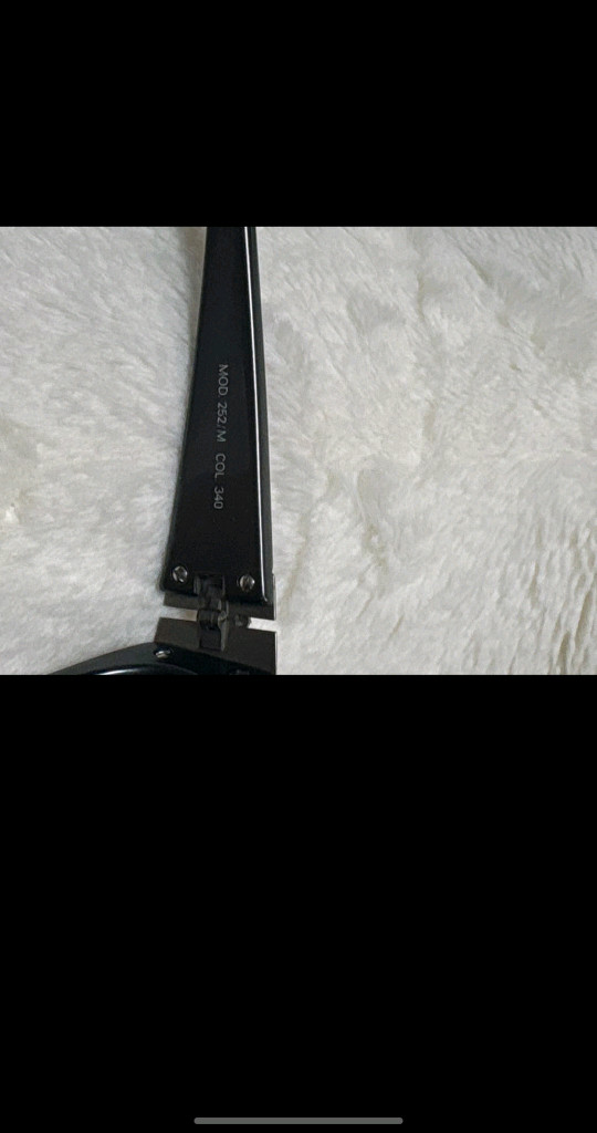 베르사체 빈티지 선글라스 이미지