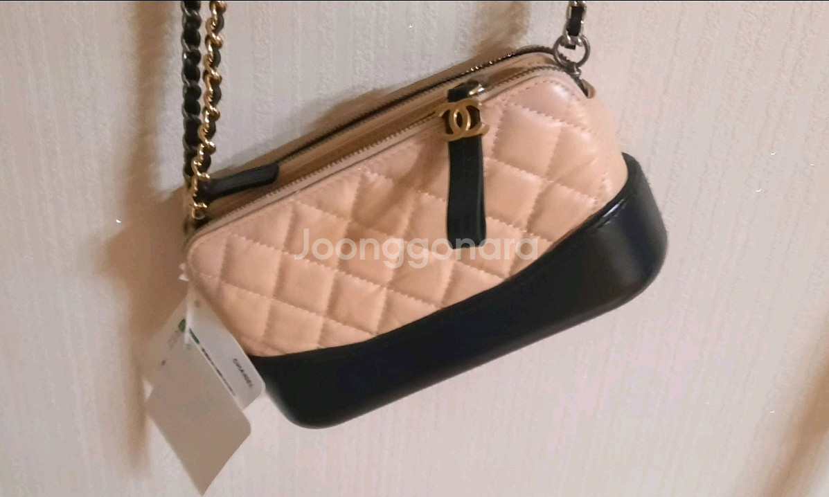 Chanel Gabrielle 체인크러치 백--2