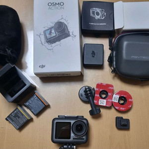 오즈모액션+오디오어댑터+배터리 충전기+케이스