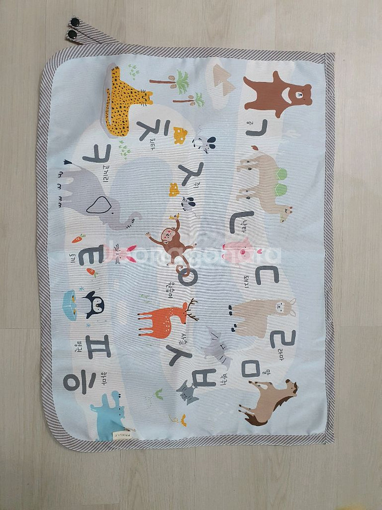 쁘리엘르 사파리 DTP 자석 암막 햇빛가리개 팝니다.--0