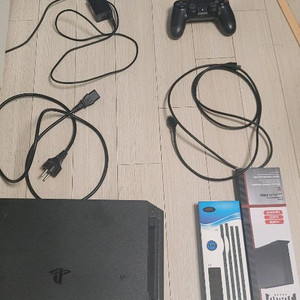 PS4 PRO 풀세트 팝니다