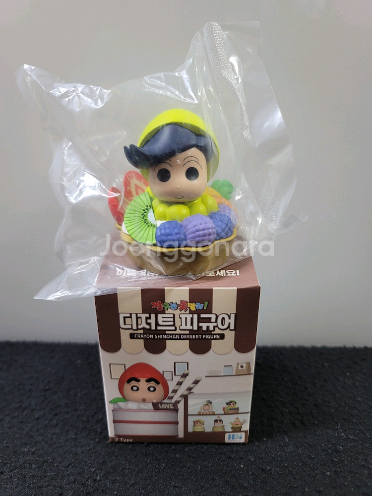 짱구는못말려 디저트 피규어&스티커(띠부씰,씰,인스)일괄--1