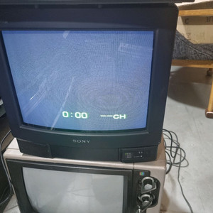 소니 트리니트론 컬러 TV