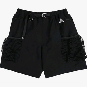 나이키 ACG 스노우그래스 카고 쇼츠 블랙 팝니다.