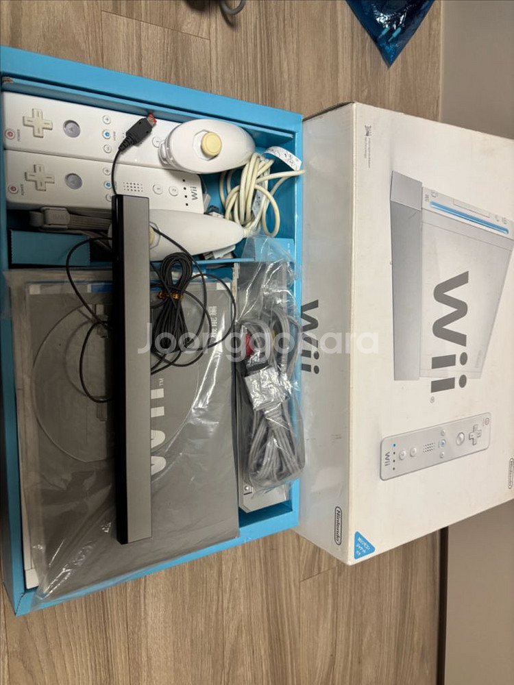 닌텐도 wii 일판 2인 세트 판매합니다--6