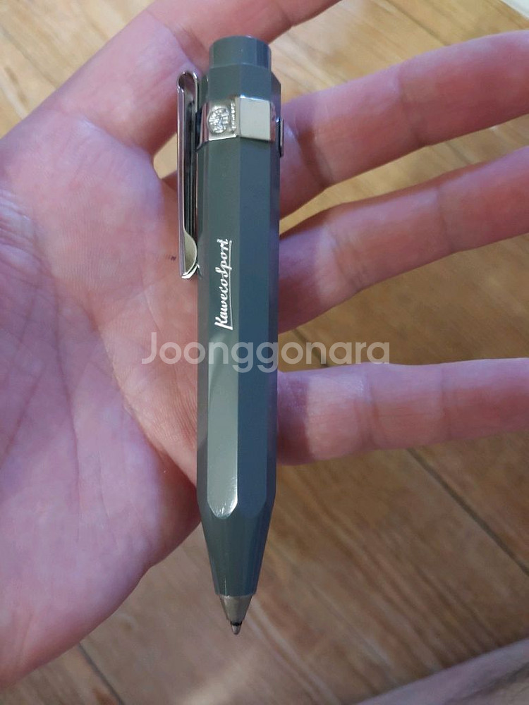 가격지구종말)카웨코코랄레드/그레이 볼펜 판매해요--3