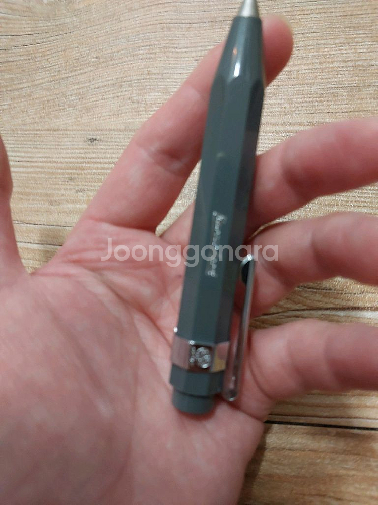 가격지구종말)카웨코코랄레드/그레이 볼펜 판매해요--4