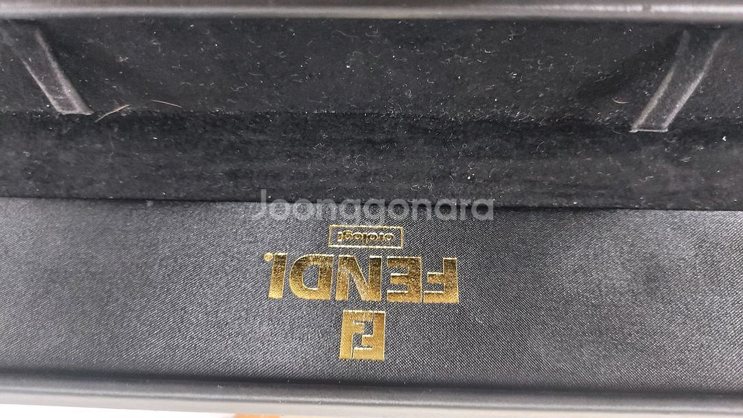 정품팬디 여성시계--9