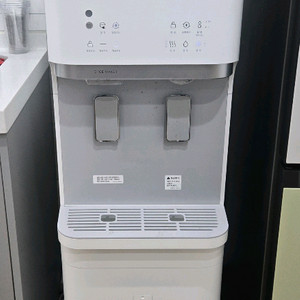 코웨이 얼음정수기 (냉수,온수,제빙)