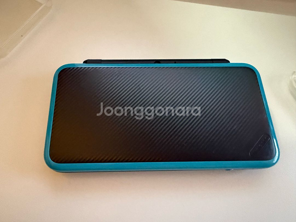 뉴 닌텐도 2ds xl 판매합니다 64g sd카드 포함--1