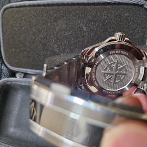 태그호이어 아쿠아레이서 쿼츠 40mm