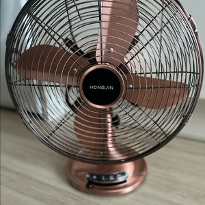 탁상형 메탈 황동 레트로 스타일 선풍기 30cm 홍진
