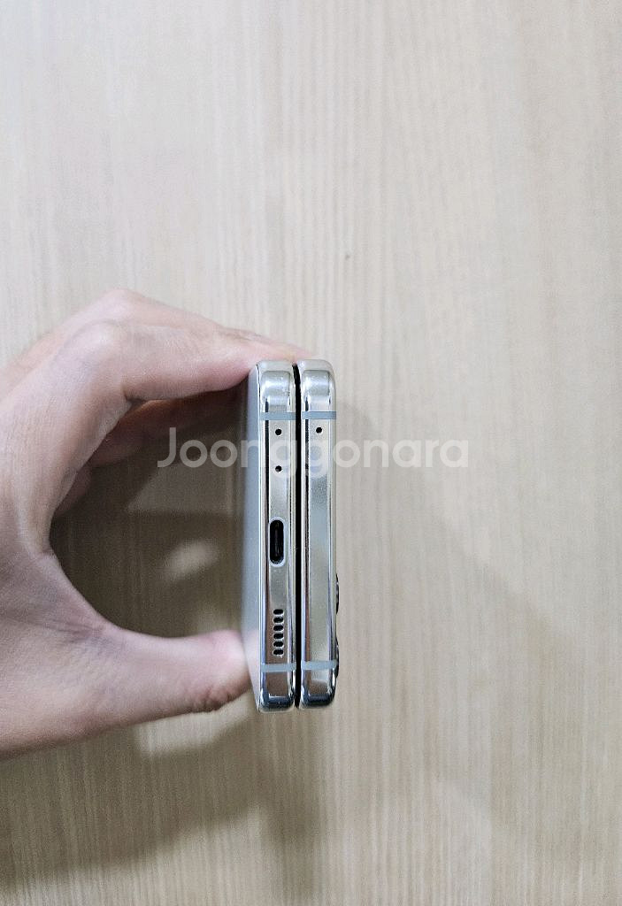 플립5 갤럭시 512G 팝니다--5