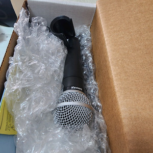 슈어 sm58마이크