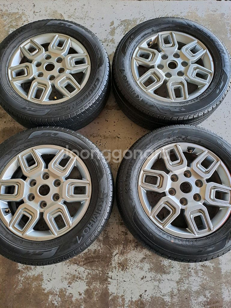 스타리아 17인치휠타이어 그랜드스타렉스 가능--0