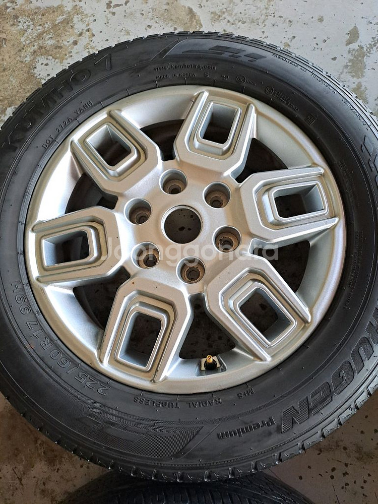 스타리아 17인치휠타이어 그랜드스타렉스 가능--2