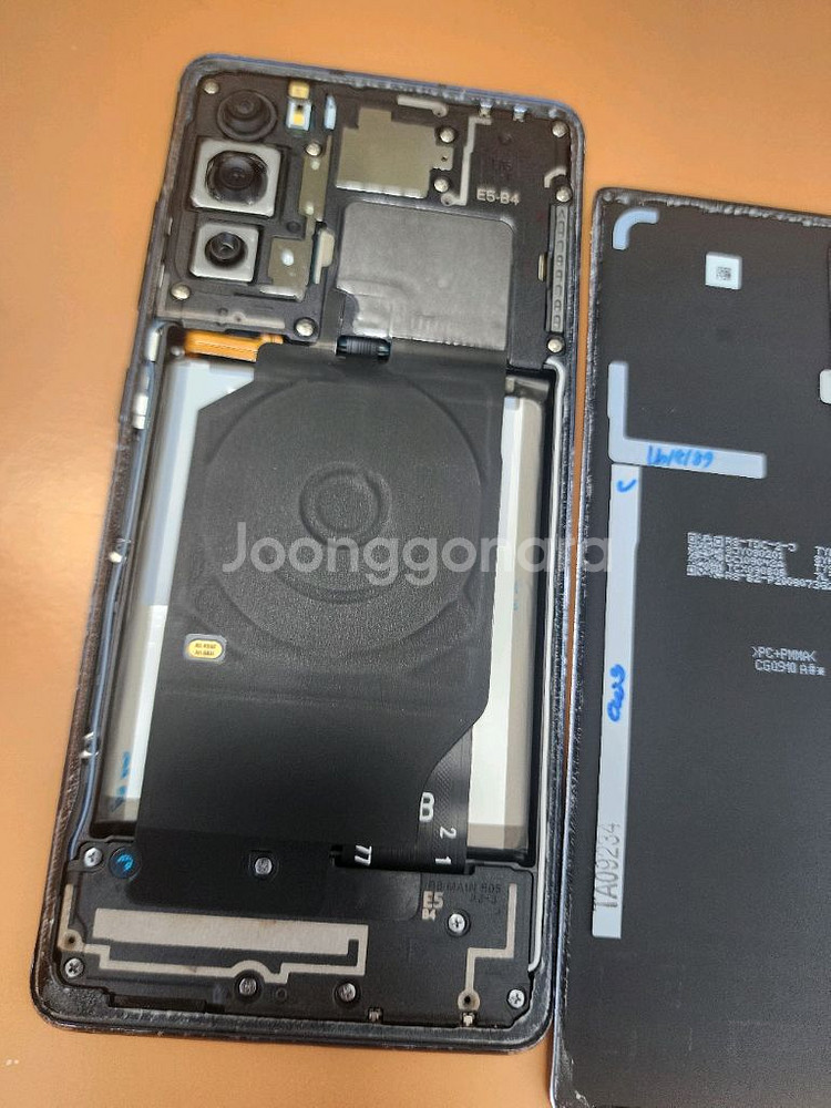 갤럭시 s20FE 5G 부품용으로 팝니다--2