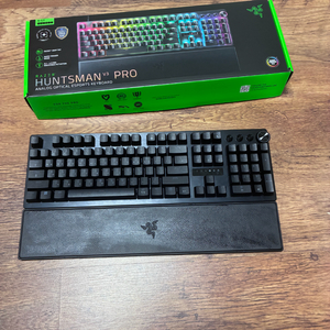 레이저 헌츠맨 v3pro