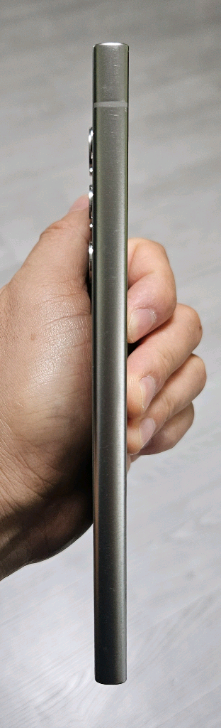 갤럭시 S24울트라 티타늄그레이 512GB 싸게 팝니다--5