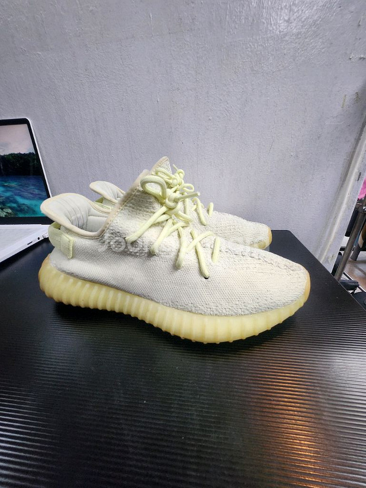 (정품)아디다스 이지부스트 350V2 버터(J 270)--2