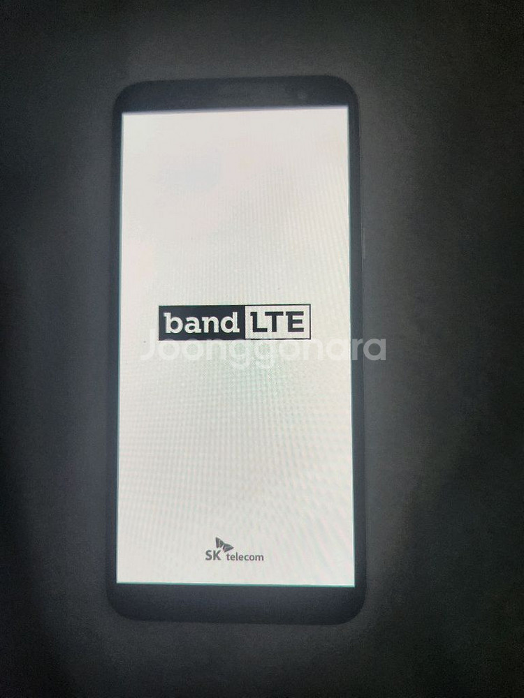 갤럭시 A6 휴대폰 SM-A600N 판매합니다--0