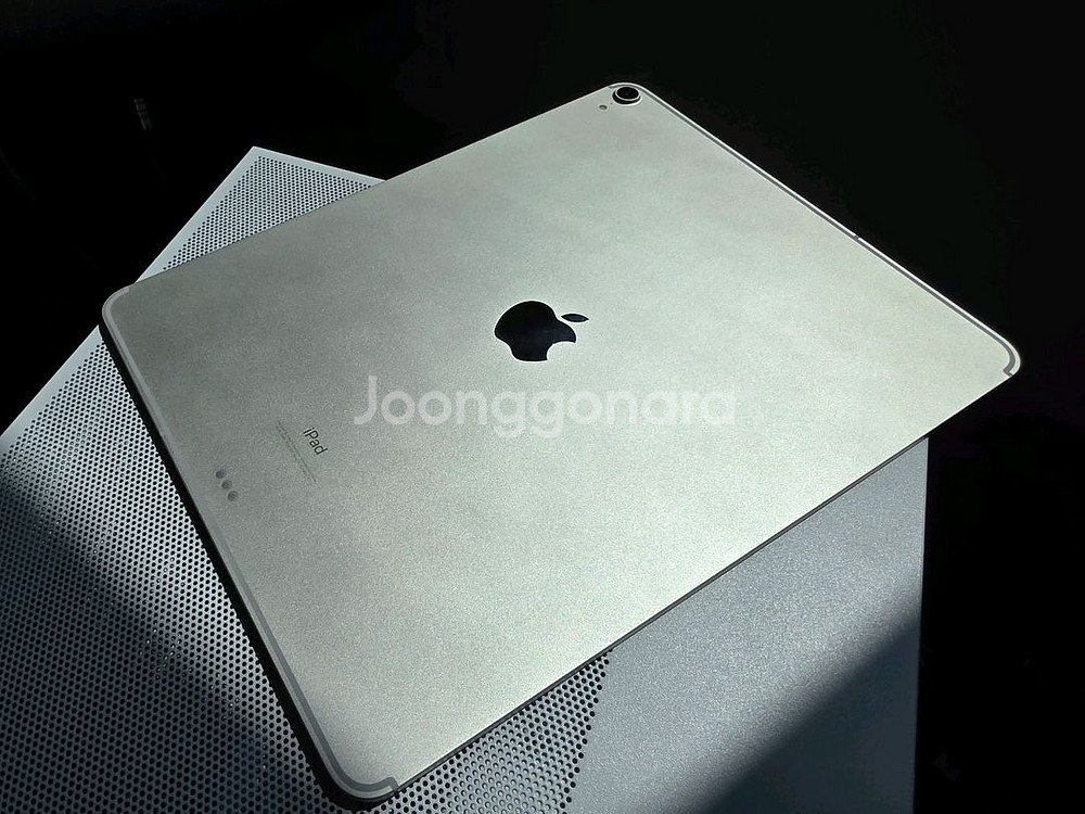 아이패드프로3 12.9 256GB LTE 셀룰러 중고--0